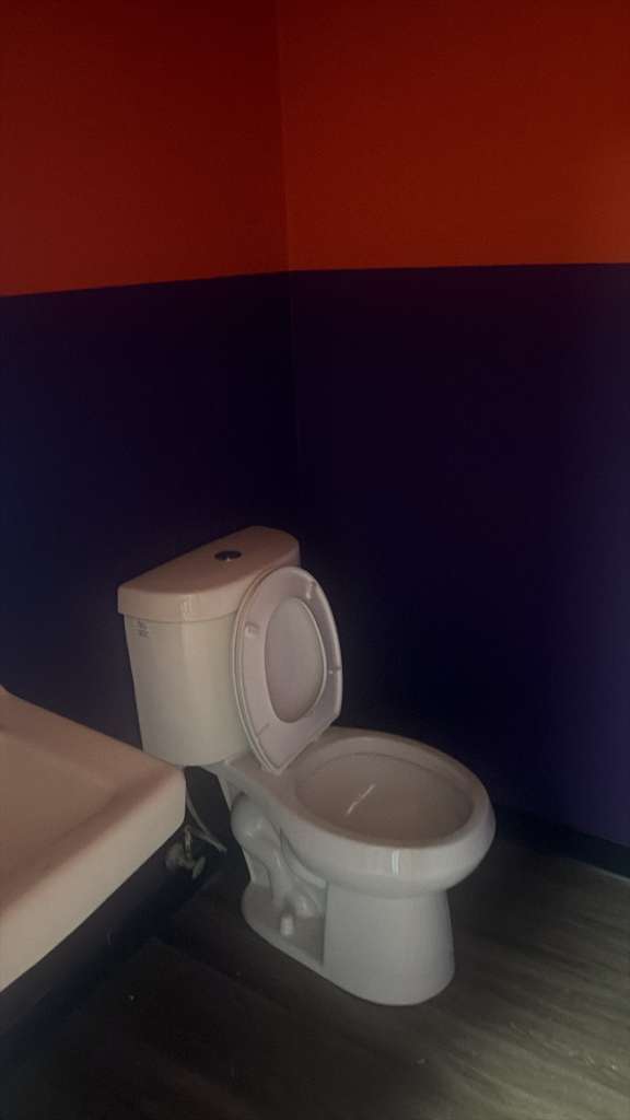 3715 Lamar Ave interior — photo 3